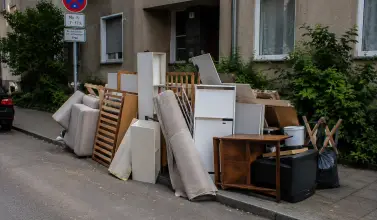 Sperrige Gegenstände aus Wohnung und Keller entfernen lassen