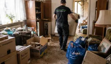 Stark verschmutzte Wohnungen in Hattingen vollständig leer machen